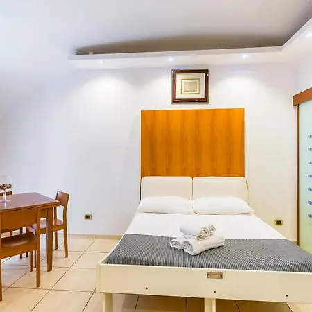 Tolentino Flat By Napoliapartments