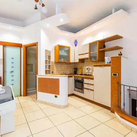 Apartman Tolentino Flat By Napoliapartments